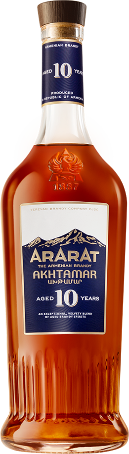 ARARAT AKHTAMAR BRANDY ARMENIAN 10YR W/ GLITTER DESING 750ML