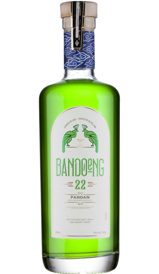 Premium 700ml bottle of Bandoeng 22 Pandan Liqueur from Holland, distinguished by its vibrant green color and exotic pandan flavor, encapsulated in a sleek and modern design