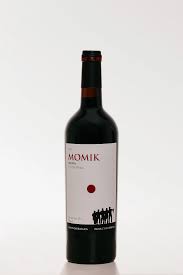 MOMIK RED DRY WINE VAYOTS DZOR ARMENIA 2020 WINE