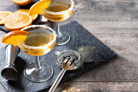 5 Classic Cocktails Every Home Bar Should Master