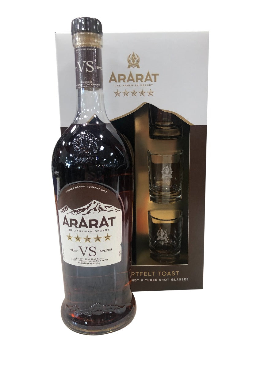 ARARAT BRANDY VS GIFT PACK W/ 3 SHOT GLASSES ARMENIA 700ML
