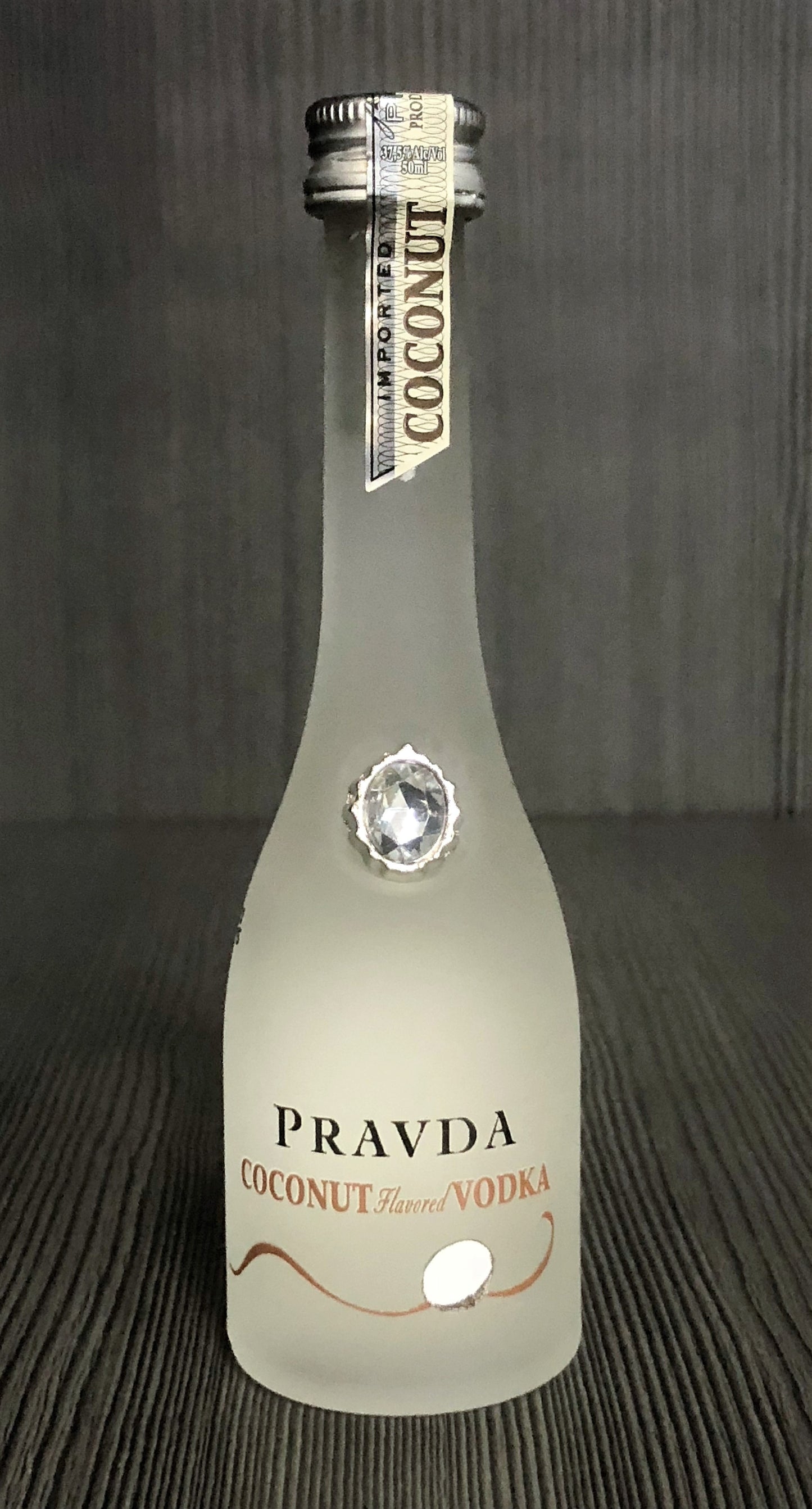 PRAVDA VODKA COCONUT POLAND 50ML - Remedy Liquor