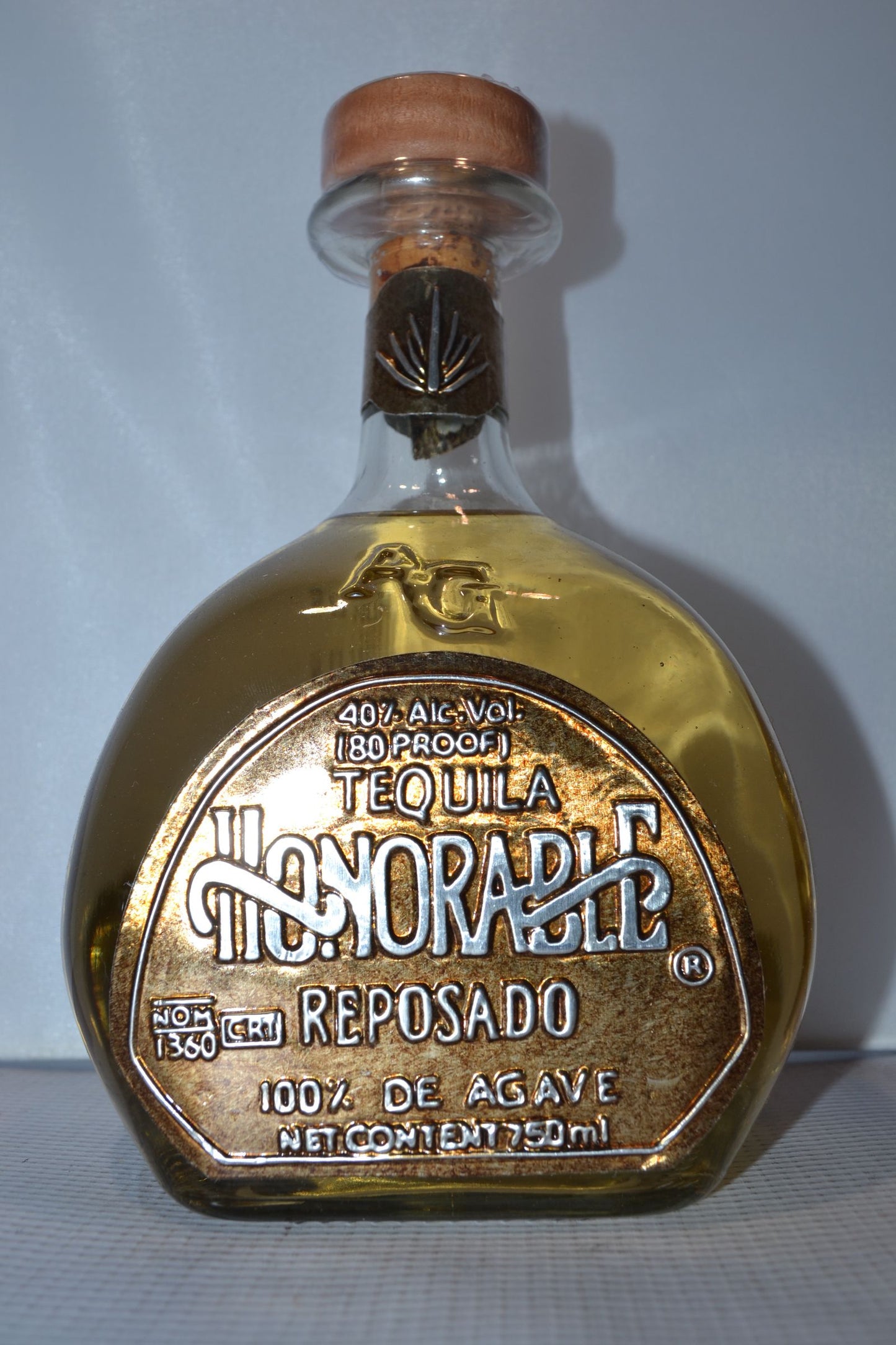 HONORABLE TEQUILA REPOSADO 100% AGAVE 750ML